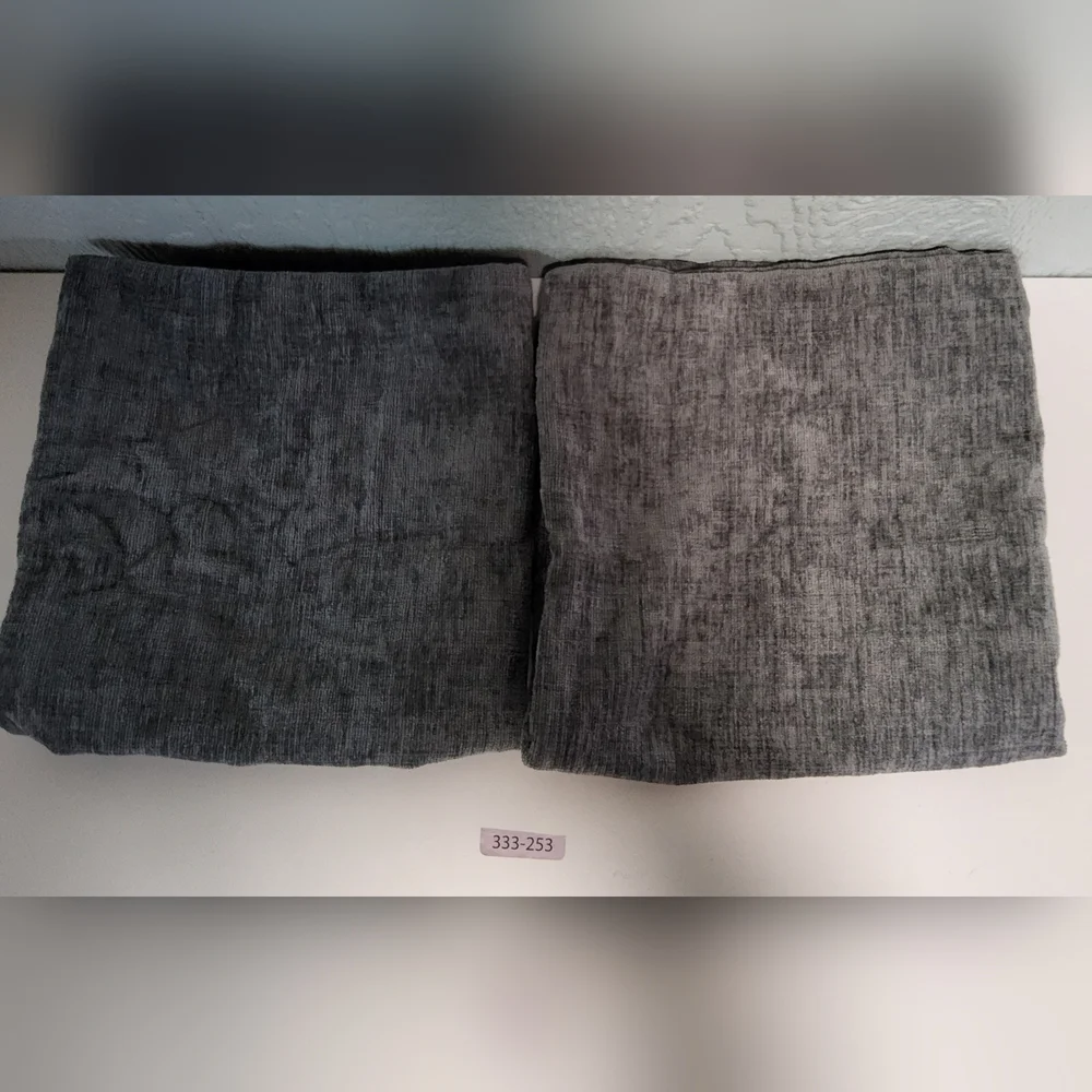 Gray Throw Pillow Set‎ 18x18